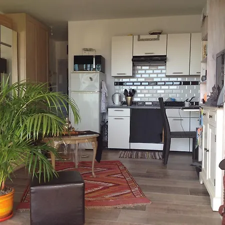 Apartment Love Studio